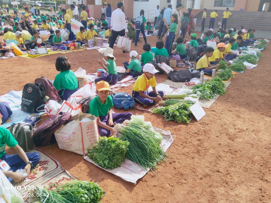 350 Stalls, Rs 3.5 Lakh Turnover: VP Supe English Medium School Students Ace Business Lessons at Market Fair 2026.